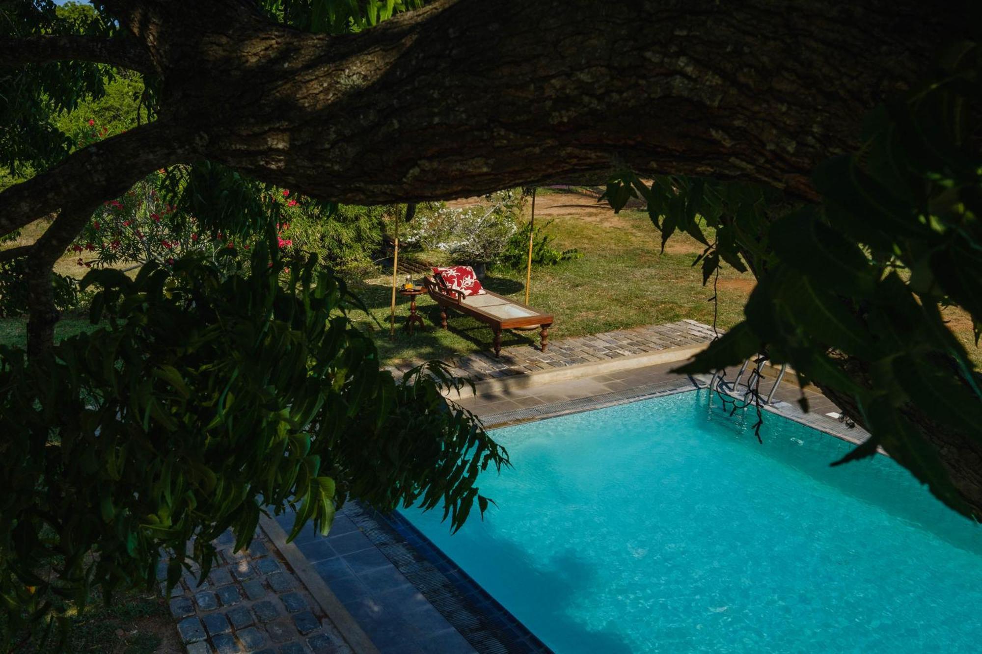 Bed and Breakfast Treasure Rock Kirinda  Exteriér fotografie